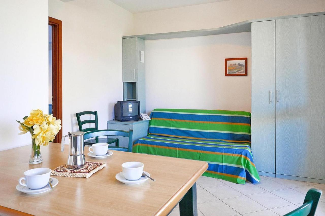 Apartment La Cecinella In Cecina Mare Marina di Cecina Eksteriør bilde